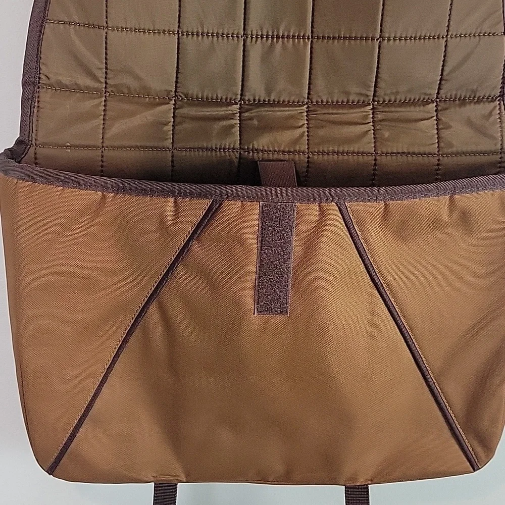 Duluth Trading Co brown quilted laptop bag